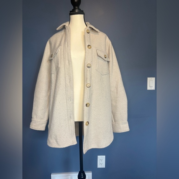 Kismet XS Off-White Utility Jacket with Button Detail - Picture 2 of 9